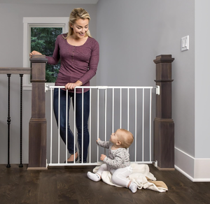 lot 165 image: Regalo 2-in-1 Extra Wide Stairway and Hallway Walk ThroughBaby Safety Gate