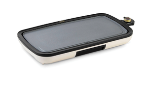 lot 520 image: Dash Ceramic Nonstick Everyday Griddle