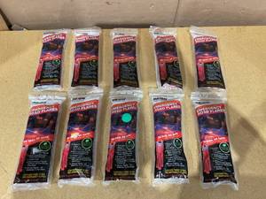 lot 176 image: LOT OF 10 Orion Emergency Road Flares