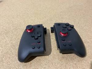 lot 250 image: HORI Nintendo Switch Split Pad Pro Ergonomic Controller for Handheld Mode