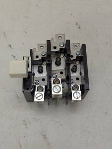 lot 35 image: Cutler-Hammer Overload Relay - 50 Amp 3 element - 10-5651-5