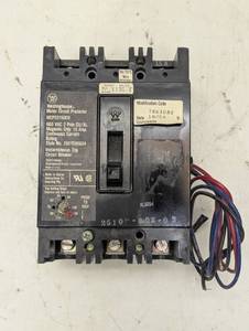 lot 37 image: Westinghouse Moto Circuit Protector - MCP03150CR - 600 VAC 3 Pole