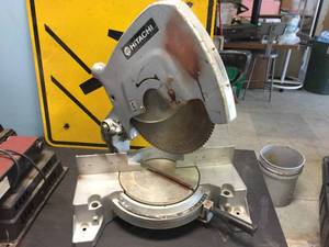 Hitachi 15" Miter Saw - Sounds Good