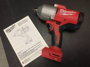 lot 124 image: Brand New Milwaukee M18 Cordless 12 Impact Wrench - Tool Only