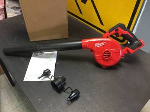 lot 126 image: Brand New Milwaukee M18 Cordless Compact Blower - Tool Only