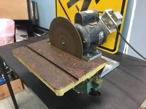 lot 138 image: Custom CuttingGrinding Tool - 12 HP Seems Well MadeHeavy