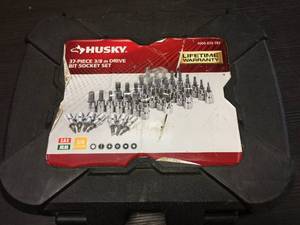 lot 172 image: Husky 37 Pc 38 Dr Bit Socket Set - Nice