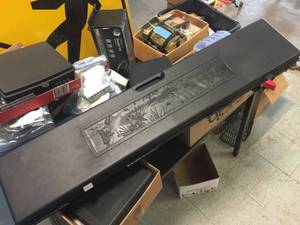 lot 194 image: Koplin 48 Hard Gun Case - Like New