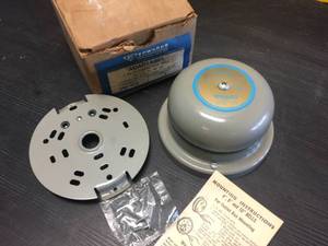 lot 205 image: Edwards Adaptable 340-4G5 4 Vibrating Bell