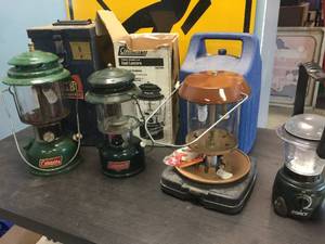 lot 210 image: Coleman - Century Camp Lanterns