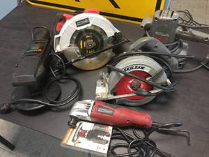 lot 242 image: 2 Circular Saws - Sander - Polisher - Oscillating Tool - All Working