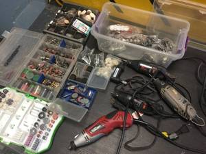 lot 253 image: 4 DremelType Tools with a bunch of bits