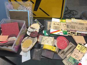 lot 251 image: Variety Sandpaper Discs - Pads - Sheets