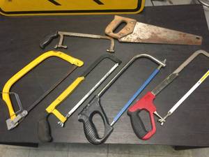 lot 255 image: Group Saws