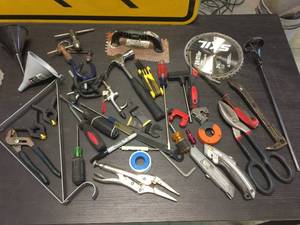 lot 257 image: Variety Hand Tools