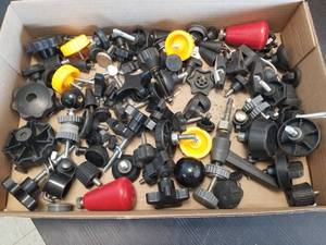 lot 271 image: Group Spare Knobs & Handles