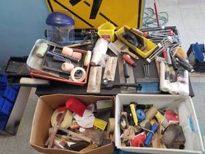 lot 264 image: Large Group Home Improvement - Paint Brushes - Rollers - Pads