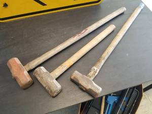 lot 263 image: 3 Sledge Hammers 6-8 Lb