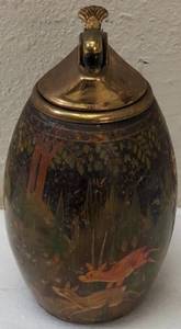 lot 9 image: Antique Scenic Decorative Table Lighter (View Photos)