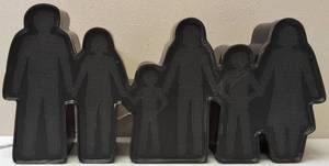 lot 12 image: Family LED Light (View Photos)