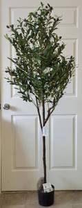 lot 32 image: Decorative Artificial Olive Tree - 5 FT  New (View Photos)