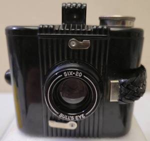 Vintage- 1930's  Eastman Kodak Co. Six-20 Bulls Eye Camera