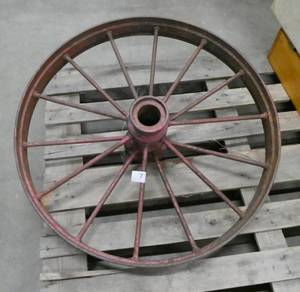 lot 7 image: 32 in diameter steel wheel