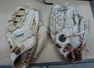 lot 77 image: 2 baseball gloves
