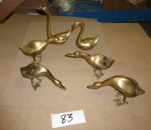 lot 83 image: 6 brass geese