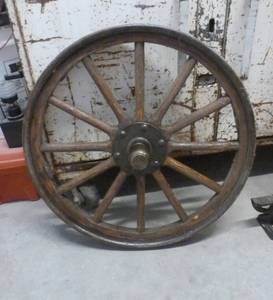 lot 85 image: Nice Ford Model T wood spoked wheel