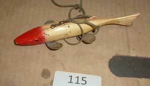 lot 115 image: Vintage Wood fishing decoy