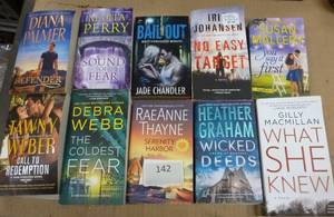 lot 142 image: 10 books for the price of 1
