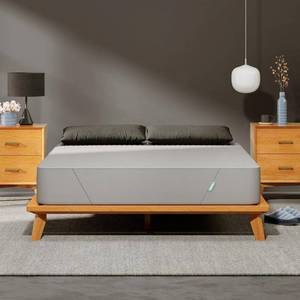 lot 8 image: Siena 14 Twin XL Memory Foam Mattress in a Box