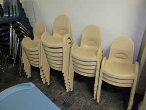 lot 611 image: TODDLER CHAIRS