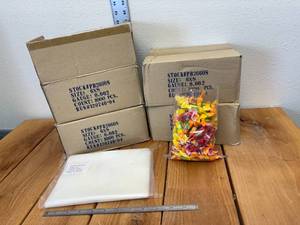 lot 9-E2025 image: 5 Cases, 6x8, 2 mil, Clear, Plastic Bags, Open Top, 1,000 Bags per Case Total 5,000 Bags in This Lot, Item #PB20608