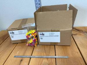 lot 19-E2025 image: 2 Cases, 4x6, 2 mil, Clear, Plastic Bags, Zip Lock Top With Hole Punch, 1,000 Bags per Case Total 2,000 Bags in This Lot, Item #4120A