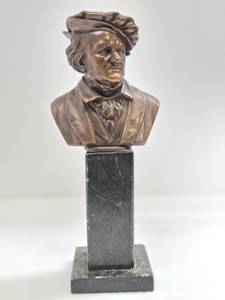 lot 53 image: Vintage Bronze Bust of Richard Wagner on Marble Podium Stand