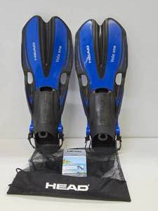 lot 74 image: Brand New Set of HEAD Volo One Diving Flippers