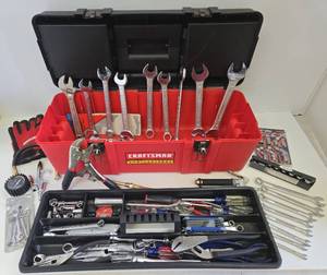 lot 95 image: Excellent Clean CRAFTSMAN Tool Box FULL of Great Tools #2