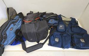 lot 102 image: Large Excellent Estate Lot of Quality Camera & Photography Travel Cases