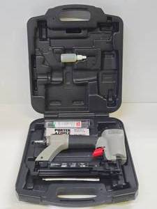 lot 119 image: Like-New PORTER CABLE Brad Nailer wCase & Supplies