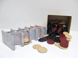 lot 30 image: Set of Antique Clay or Catalin Poker chips & Swirled Bakelite or Plastic Tray