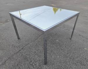 lot 151 image: Great Looking Designer Chrome & Mirrored Glass Square Coffee Table