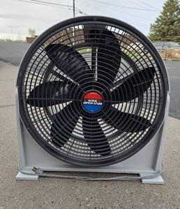 lot 157 image: Excellent Condition Working Lakewood Kool Operator Floor Fan