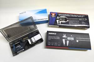 lot 149 image: Lot of 3 Brand New or Like-New Electronic Micrometers