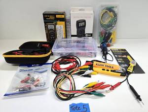 lot 171 image: Excellent Estate Lot of Electrical Tools Volt Meters Voltage Testers etc