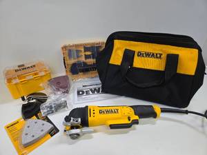 lot 177 image: Excellent Like New DEWALT Model DWE315 Oscillating Multi-Tool wMany Attachments & Carrying Bag