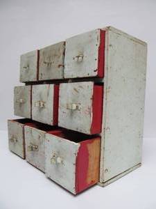 lot 253 image: Old Vintage Rustic Painted Wood 9-Drawer Small Cabinet