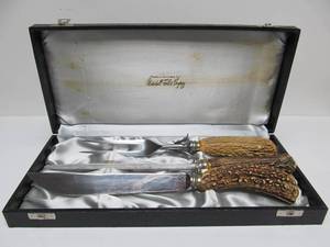 lot 258 image: Vintage Genuine Stag Handle Carving Set