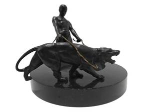 lot 302 image: Wonderful Large Old Vintage German Figural Bronze on Marble Tray - Man wLion